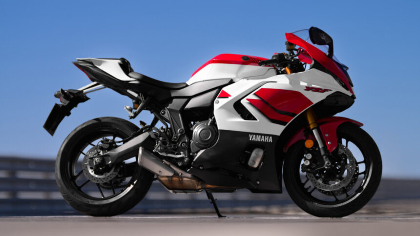 Yamaha lança R7 no Brasil por R$ 60.690; 70th terá 70 unidades